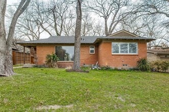 Building Photo - 854 Lake Terrace Dr