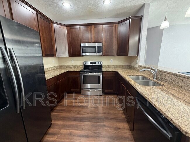 Building Photo - 214 Harmony Dr