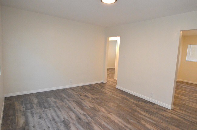 Building Photo - 810-810-4 E 79th St