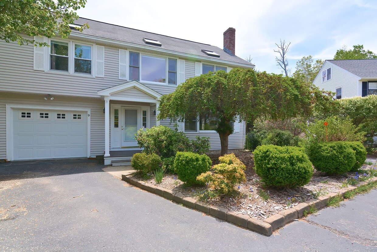 9 Twin Light Cir, Rockport, MA 01966 House Rental in Rockport, MA