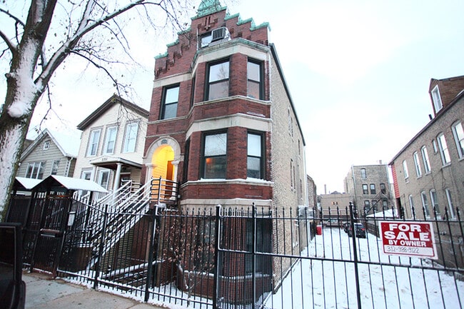 Building Photo - 1324 N Bosworth Ave