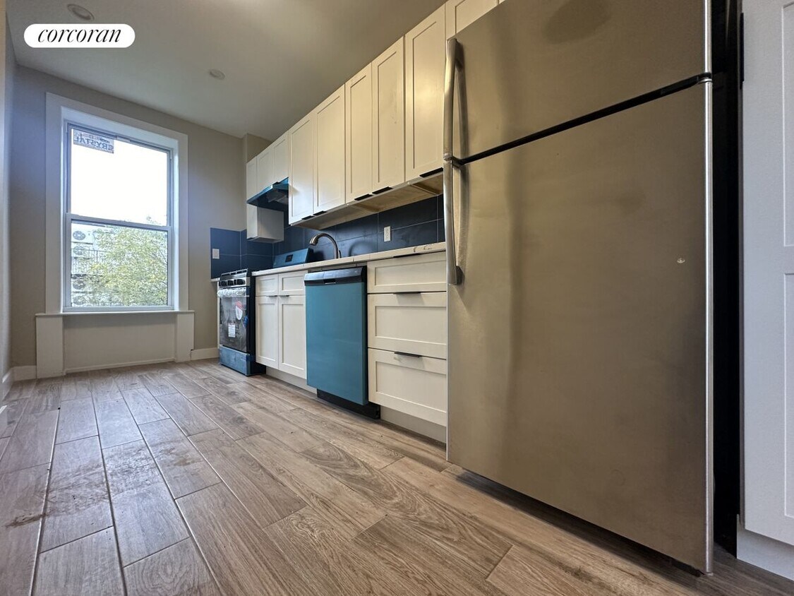 Foto principal - 217 Vernon Ave