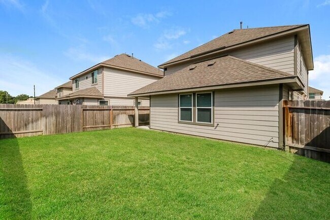 Foto del edificio - 4822 Banyan Tree Trl