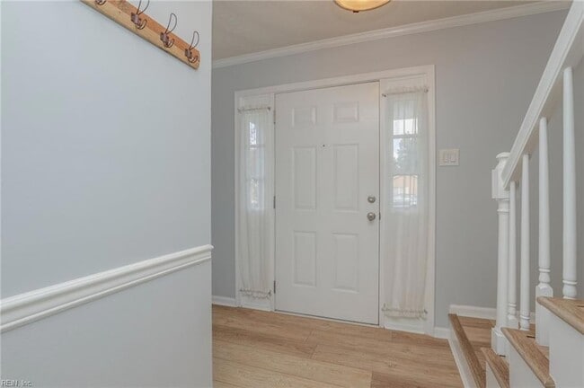 Foto del edificio - 521 Shakespeare Dr