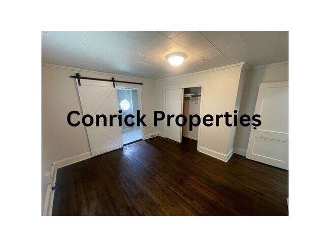 Foto del edificio - 2404 Johnson St