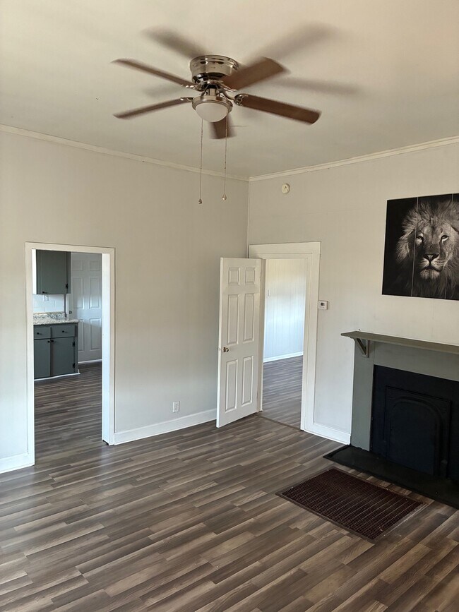 Foto del edificio - 9 W Blue Mountain Rd