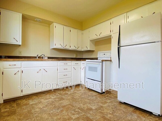 Foto del edificio - 2100 4th St NE