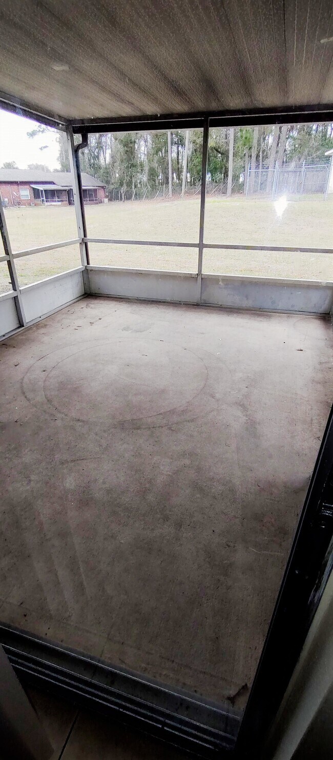 Foto del edificio - 9525 Lake Park Dr