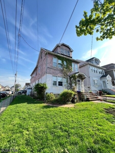 Building Photo - 722 Jersey Ave