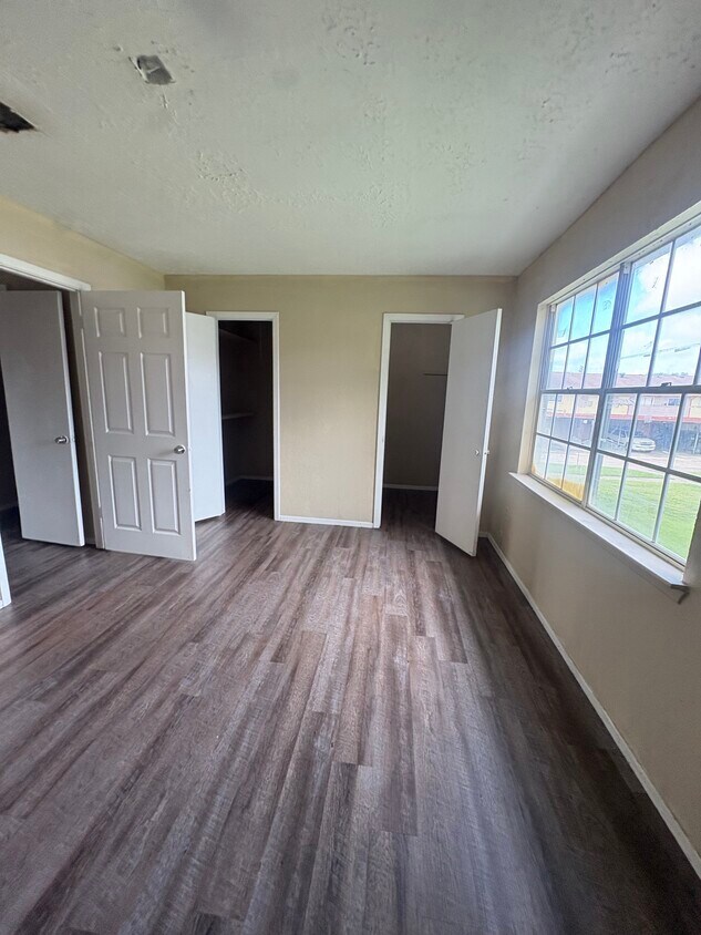 Photo - 176 Goodson Dr (Houston, TX)