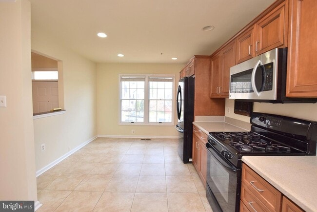 Building Photo - 7919 Blue Gray Cir