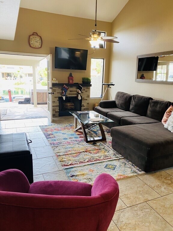 1156 W Edgewater Dr, Gilbert, AZ 85233 Townhome Rentals in Gilbert AZ