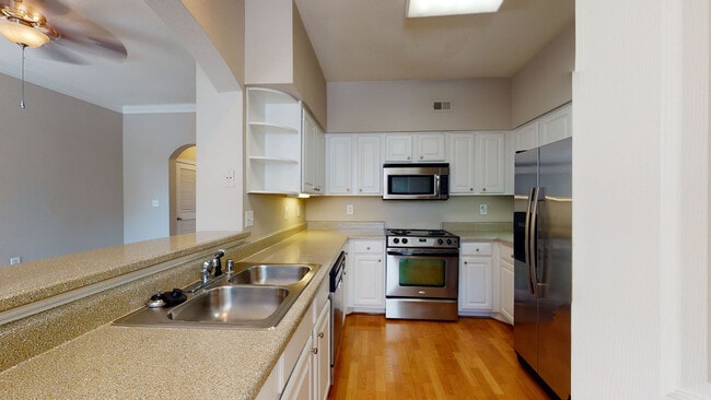 Interior Photo - THIRTY377