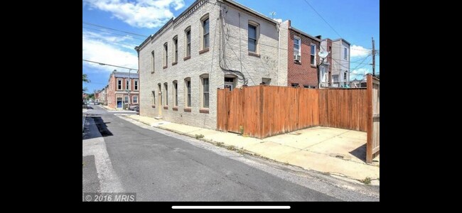 Foto del edificio - 3 Bed - Pets Allowed Near Patterson Park