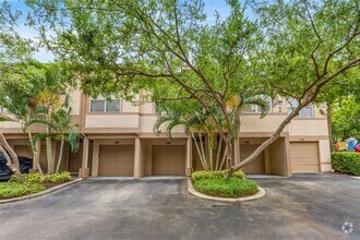 Building Photo - 821 Normandy Trace Rd
