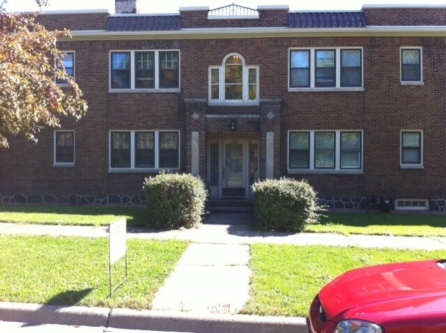 Front Entrance - 1820 Jefferson St