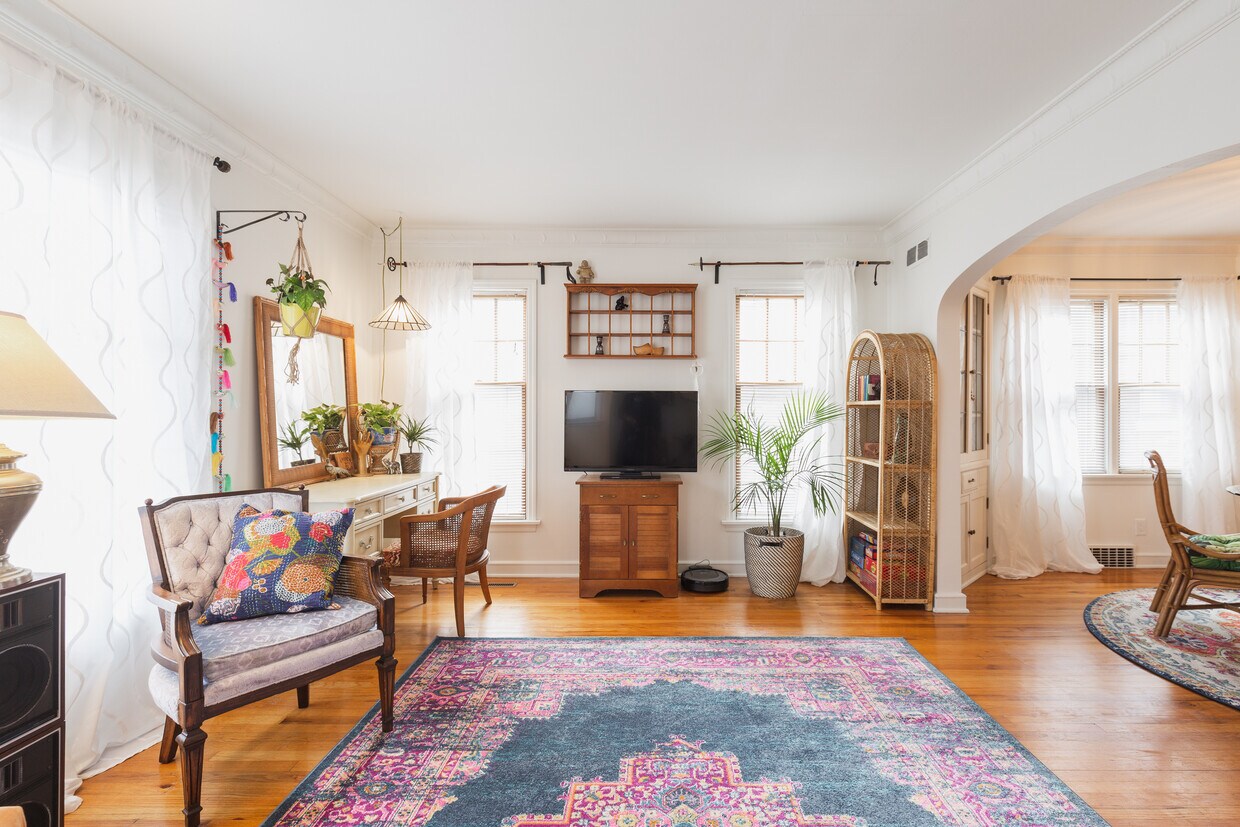 Primary Photo - 2645 N 69th St