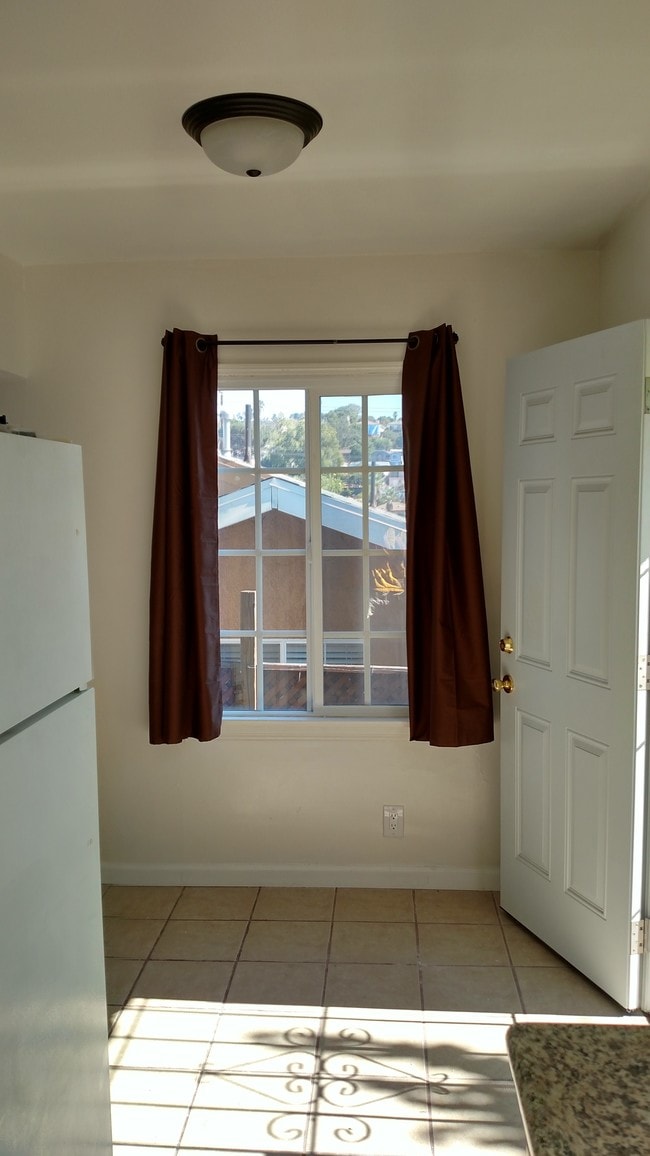 Building Photo - 3821 W Avenue 41