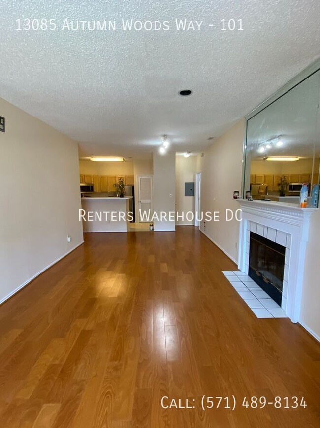 Building Photo - Fabulous 2 Bd /2 Bth Ground Floor Condo w/...