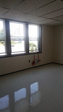 Sala de estar - 1601 Bell Ave