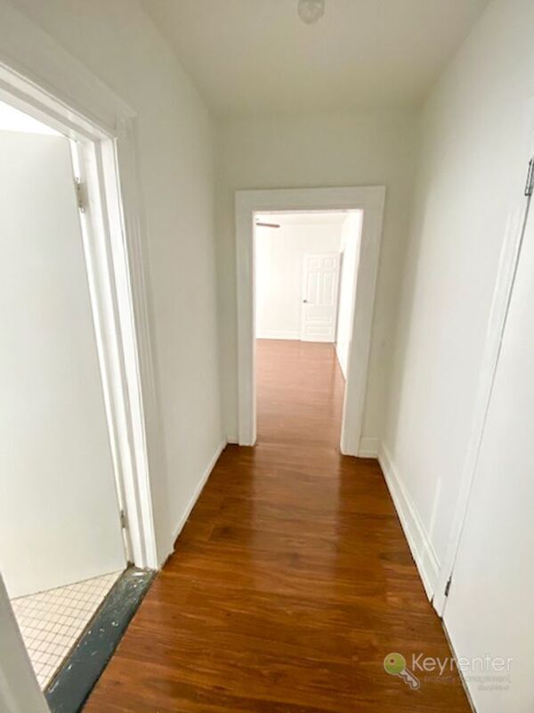 Foto del edificio - 16 N Rigby Ave