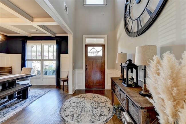 Building Photo - 4630 Sierra Creek Dr NE