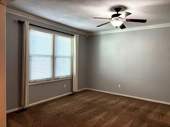 Foto del edificio - 13806 S Mullen St