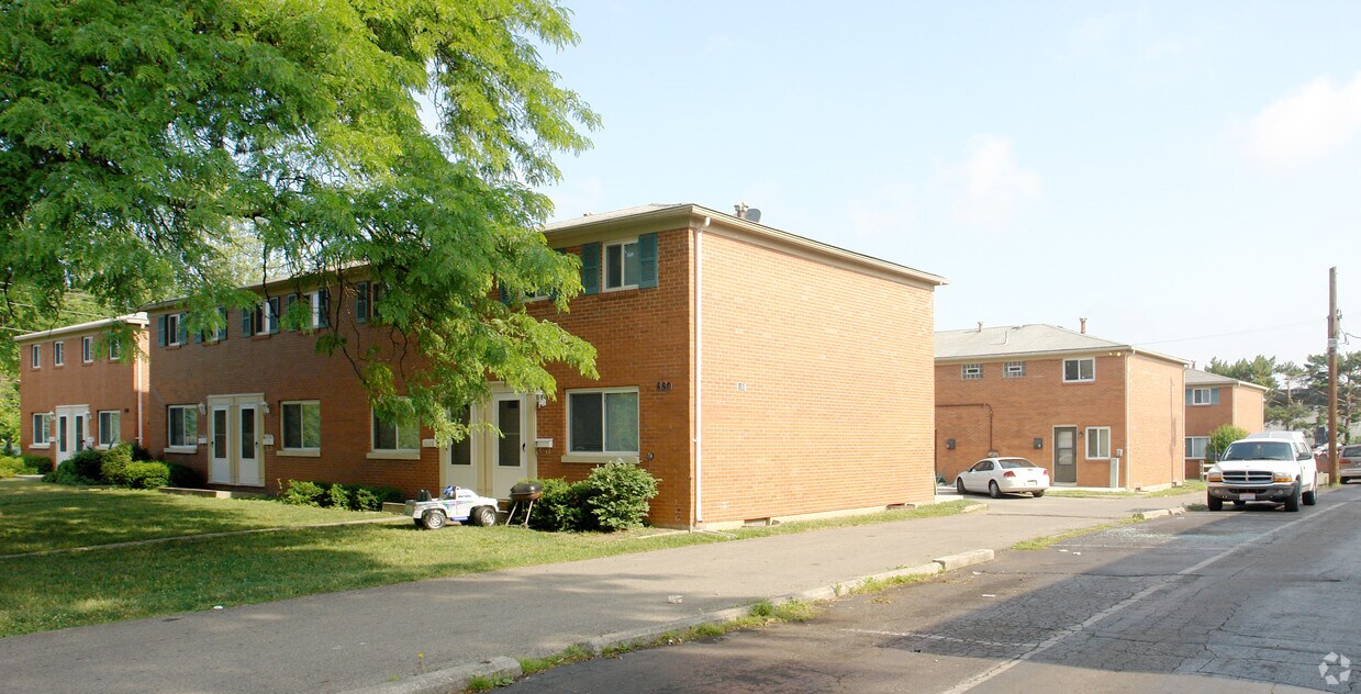 Building Photo - North Meadows Apartments
