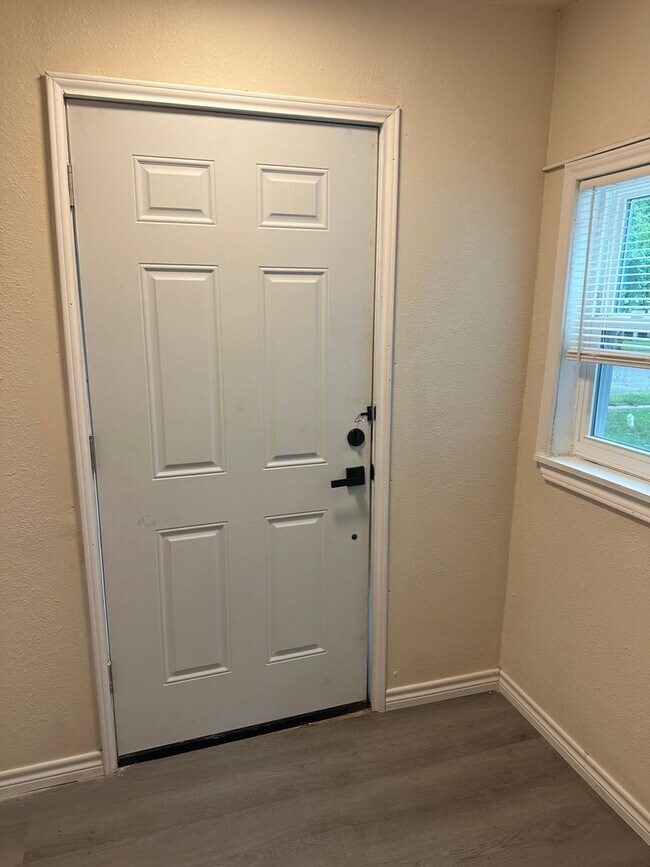 Building Photo - 2bd/1ba in Killeen
