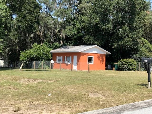 Foto del edificio - 1329 Dean Ave