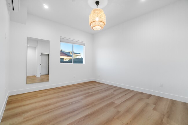 Building Photo - 3917 Inglewood Blvd
