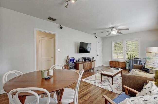 Foto del edificio - 2409 Durwood St