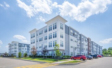 Building Exterior - Harborwalk Apartments