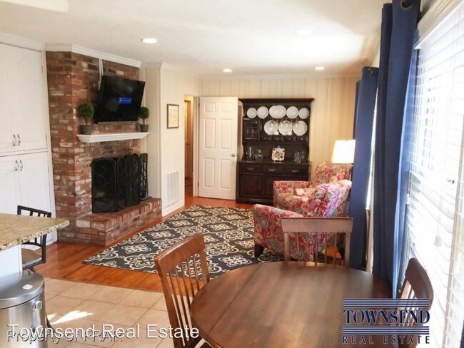 Building Photo - 3 br, 2 bath House - 2231 Meadow Wood Rd.