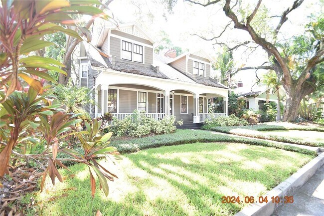 Building Photo - 808 S Packwood Ave