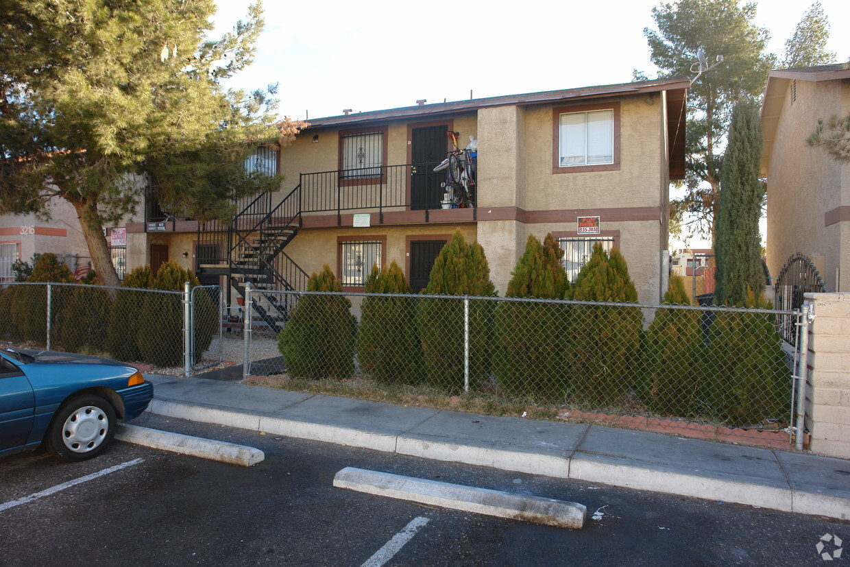 Foto principal - 3208 Cheyenne Ave