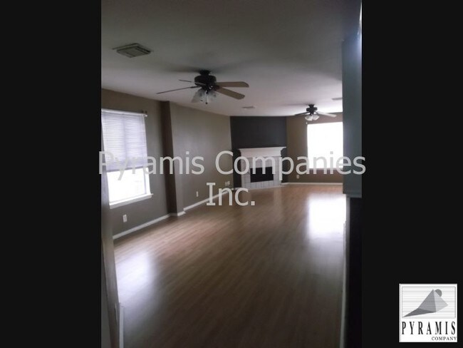 Foto del edificio - 10230 Southcreek