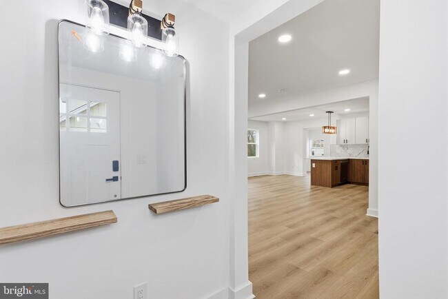 Building Photo - 7803 Monroe Ave