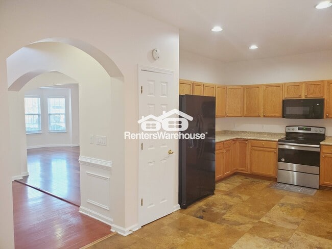 Foto del edificio - 7711 Parkside Dr