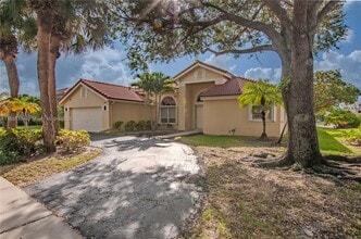 Building Photo - 7440 NW 65th Ln