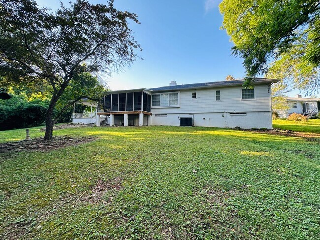 Foto del edificio - 109 Norris Ln