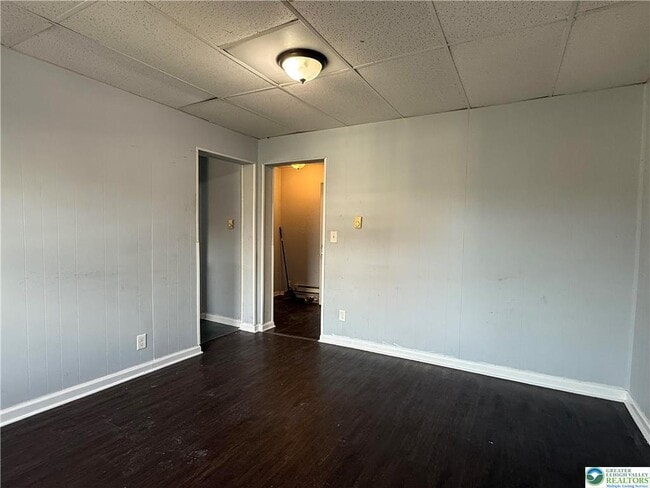 Building Photo - 81 Hunter St