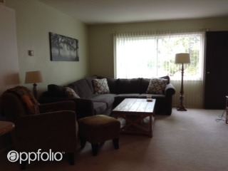 Building Photo - 7855 Golfcrest Dr