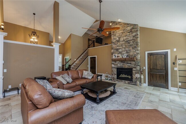 Foto del edificio - 1029 N Quarry Rd