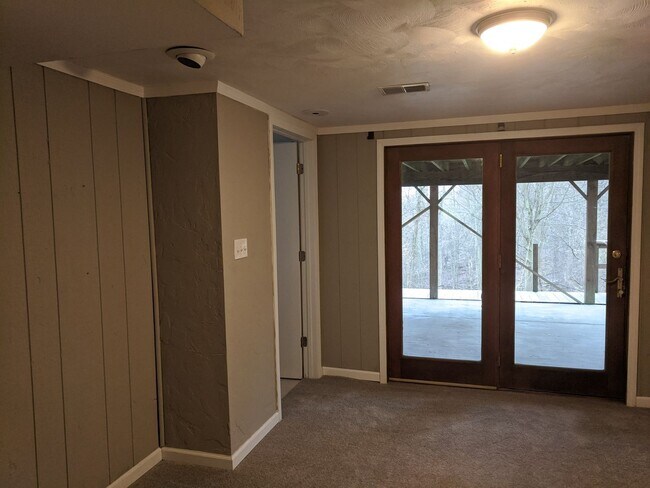 Foto del edificio - *****Huge 4 bedroom, 3 full bath home FOR RENT July 1st in Canonsburg!*****