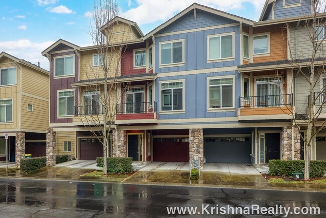 Photo - Lovely 2 BR* 2.5 BA Townhome in Hillsboro, Minutes from Orenco Station! **Excellent Location!**