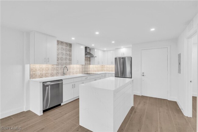 Foto del edificio - 1085 Forest Lakes Dr