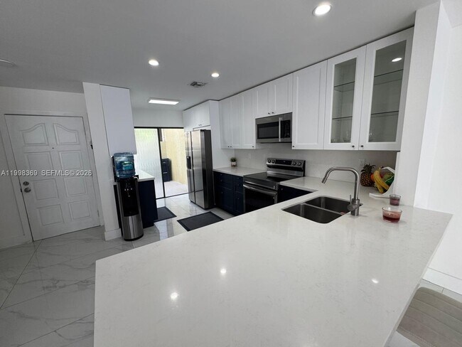 Foto del edificio - 9729 Costa Del Sol Blvd