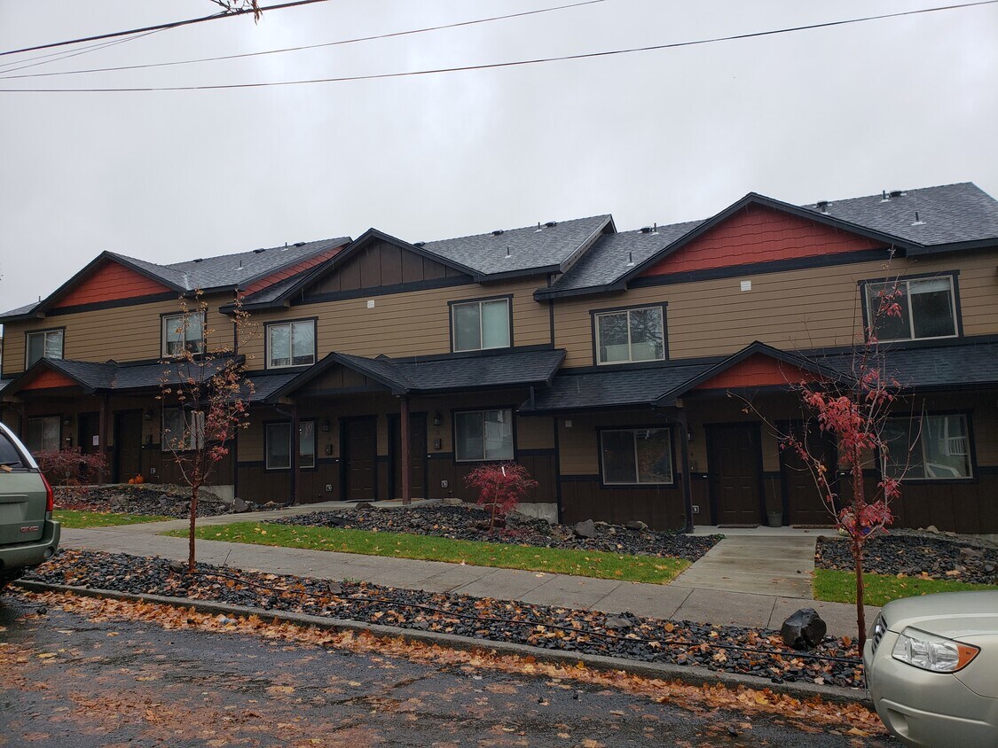 618 S Ivory St, Spokane, WA 99202 Townhome Rentals in Spokane WA
