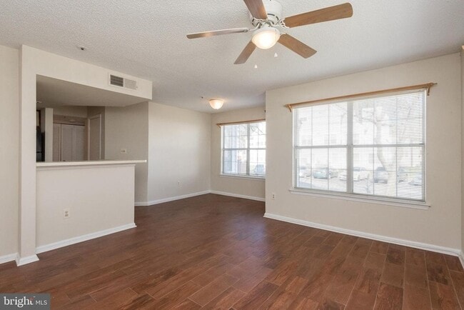 Building Photo - 14040 Vista Dr